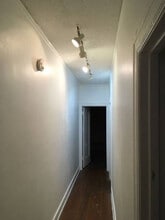 235 W 5th St, Unit 1 in Long Beach, CA - Building Photo - Building Photo