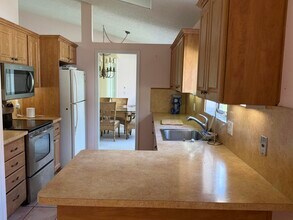 6231 SE Ames Way in Hobe Sound, FL - Building Photo - Building Photo