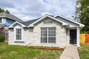 1501 Juniper Ln in Mesquite, TX - Building Photo