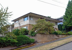 963 N Motor Pl in Seattle, WA - Building Photo
