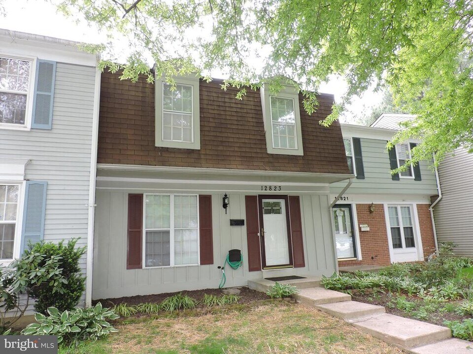 12823 Kitchen House Way in Germantown, MD - Building Photo
