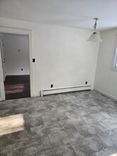 1838 Mercer Rd in Norridgewock, ME - Building Photo - Building Photo