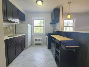 63 Forest Hill Pkwy in Newark, NJ - Building Photo - Building Photo