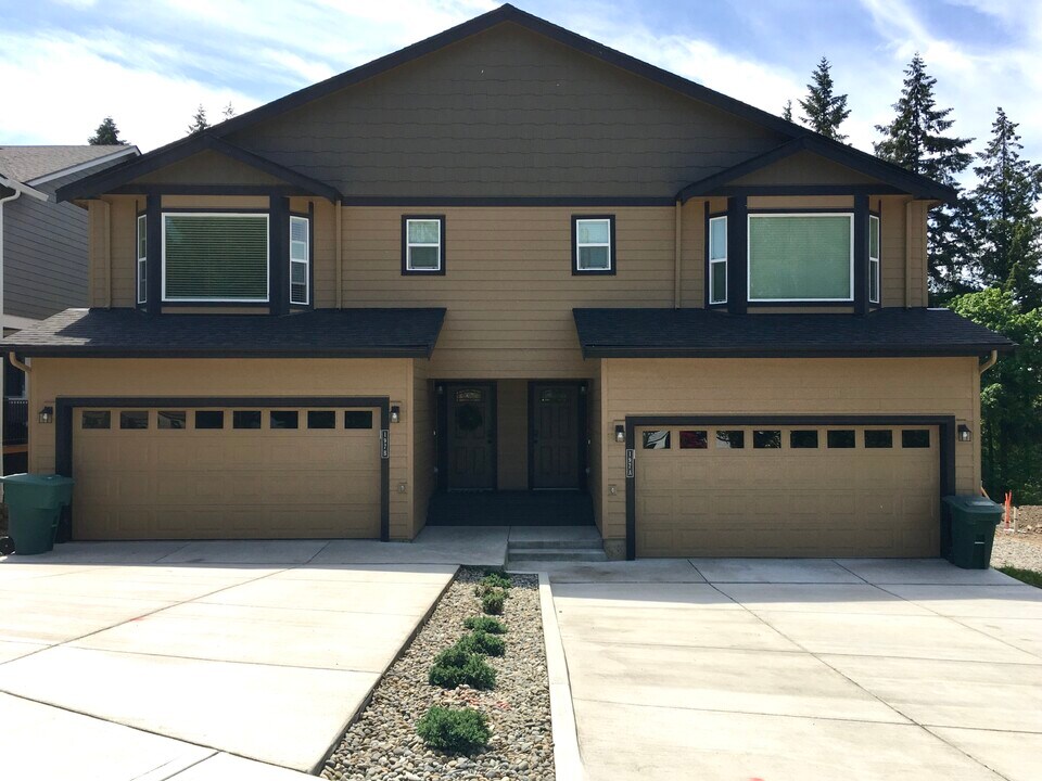 197 Cloverdale Rd in Kalama, WA - Building Photo