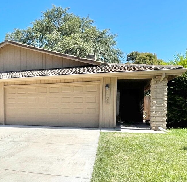 property at 1788 Long Barn Way