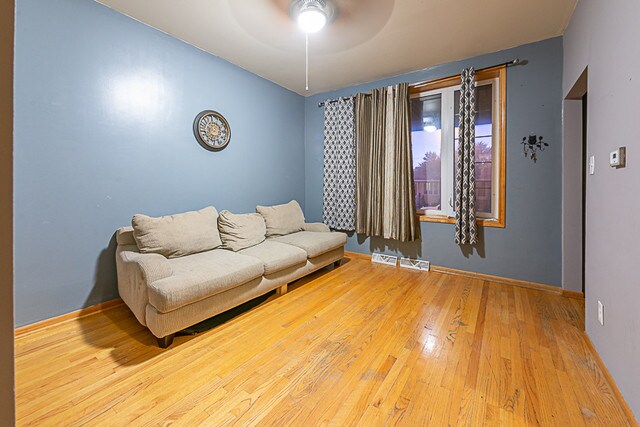 5249 S Luna Ave, Unit S14E in Chicago, IL - Building Photo - Building Photo