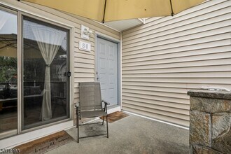 80 Davey Dr in West Orange, NJ - Building Photo - Building Photo
