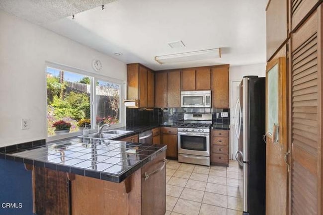 9181 Wolverton St in Ventura, CA - Building Photo - Building Photo