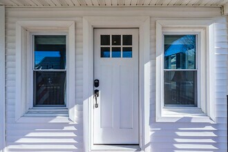 320 15th Ave, Unit Front House in Belmar, NJ - Foto de edificio - Building Photo