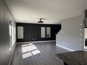 21161 Cabernet Dr in Patterson, CA - Building Photo - Building Photo