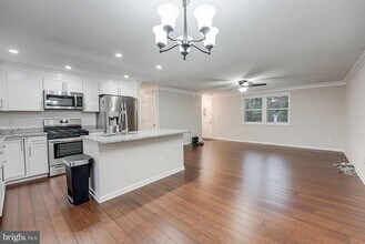 3206 Shaw Park Ct in Alexandria, VA - Building Photo - Building Photo