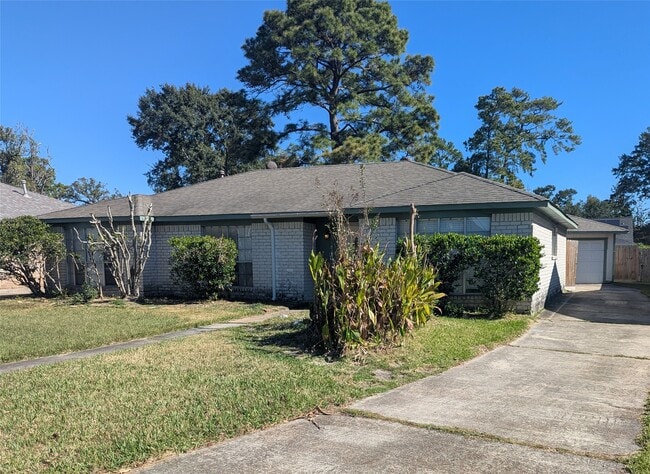 17602 Crestline Rd in Humble, TX - Building Photo - Building Photo