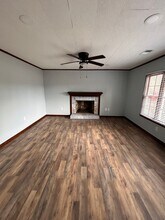 5365 W Oglethorpe Hwy in Hinesville, GA - Building Photo - Building Photo