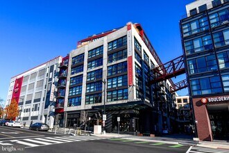1625 Eckington Pl NE, Unit 610 in Washington, DC - Foto de edificio - Building Photo