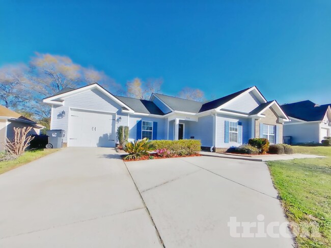 property at 946 Arbor Springs Cir