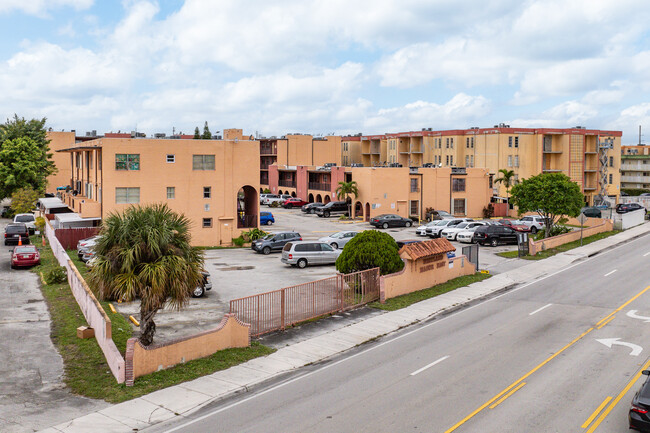 Westland Manors East Condos