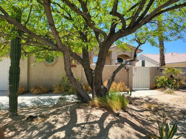 67235 Garbino Rd in Cathedral City, CA - Building Photo - Building Photo