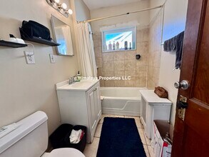 112 College Ave, Unit U2 in Medford, MA - Building Photo - Building Photo