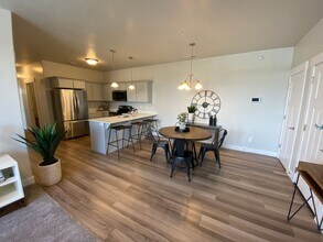 517 N 310 W in Vineyard, UT - Building Photo - Building Photo