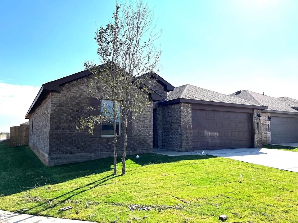 2316 149th St in Lubbock, TX - Building Photo