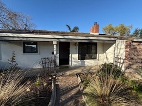3601 Ardmore Rd in Sacramento, CA - Building Photo - Building Photo