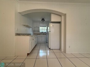 421 NE 11th St in Fort Lauderdale, FL - Building Photo - Building Photo