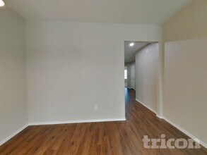 15426 Rancho Joya Wy in Channelview, TX - Foto de edificio - Building Photo