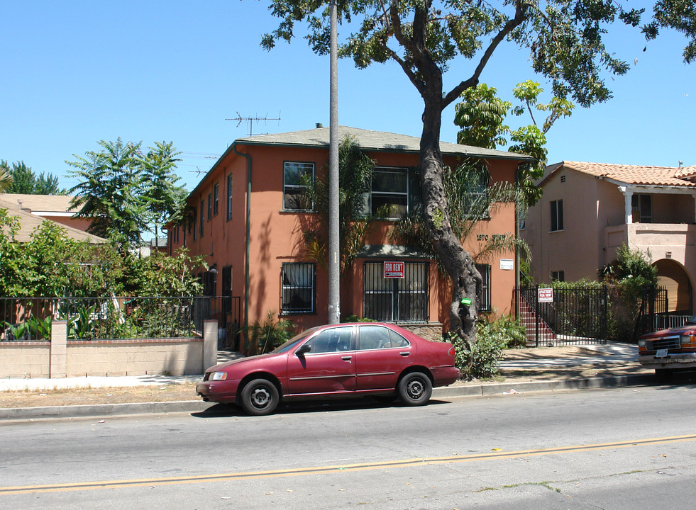 1970 Pine Ave in Long Beach, CA - Building Photo