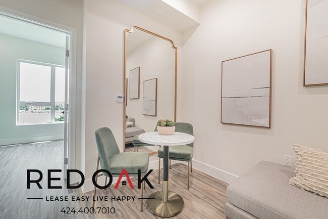 property at 1037 Dewey Ave