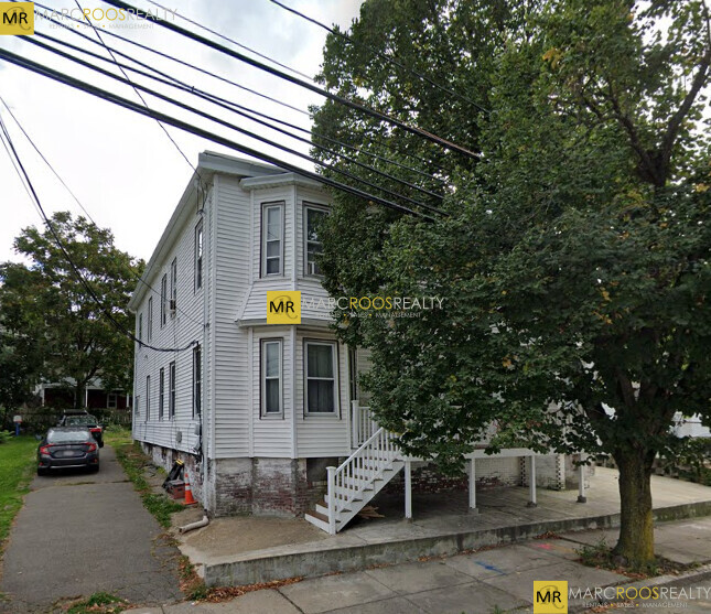 103 Addison St in Boston, MA - Foto de edificio