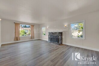 42 D St in Vallejo, CA - Building Photo - Building Photo