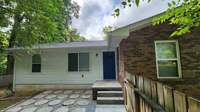 720 Shadycrest Dr