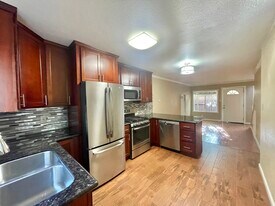 2217 9th St, Unit 1 in Berkeley, CA - Building Photo