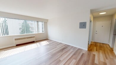 855 Jervis in Vancouver, BC - Building Photo - Building Photo