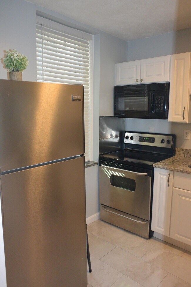 88 Gordon St, Unit 3 in Boston, MA - Building Photo - Building Photo