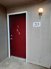 5300 E Cherry Creek South Dr, Unit Cherry Creek Village in Denver, CO - Building Photo - Building Photo