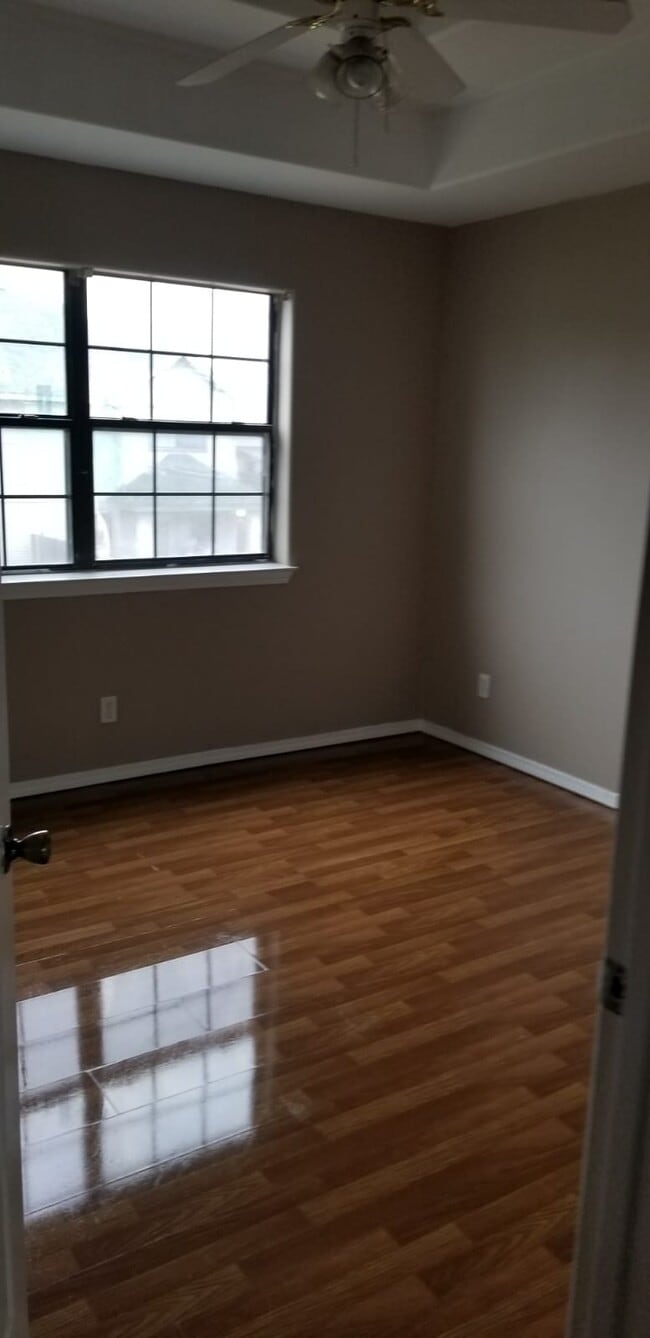 property at 2604 Melanie Dr