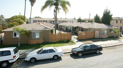 Pacific Paradise Apartments in San Diego, CA - Building Photo - Building Photo