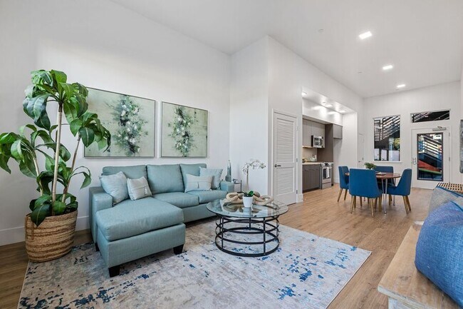 property at 1545 32nd St