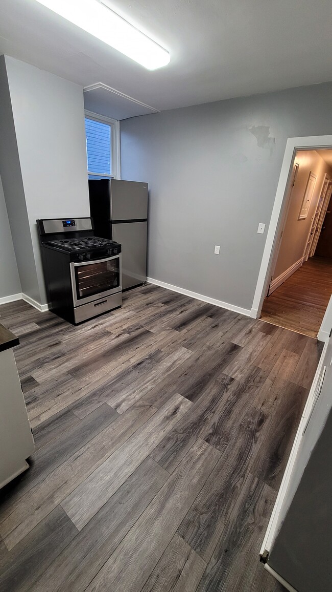 153 Washington Ave, Unit 153 in Pittsburgh, PA - Building Photo - Building Photo
