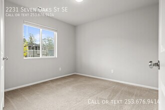 2231 Seven Oaks St SE in Lacey, WA - Building Photo - Building Photo