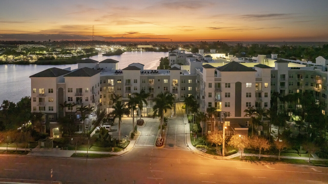 Portico in Sunrise, FL - Building Photo