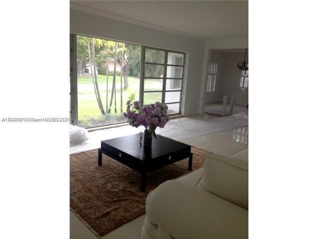 1100 N Shore Dr in Miami Beach, FL - Building Photo - Building Photo