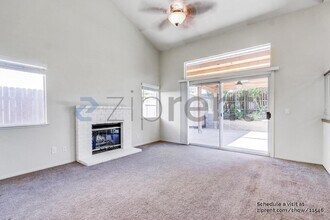 5700 River Run Cir in Rocklin, CA - Building Photo - Building Photo