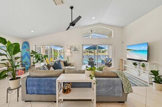 865 SE Westminster Pl in Stuart, FL - Building Photo - Building Photo