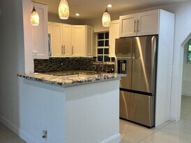 104 NE 16th Ave in Boynton Beach, FL - Building Photo