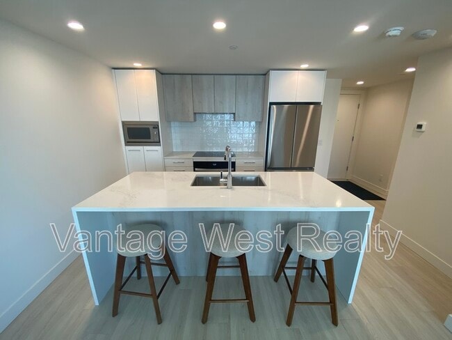 property at 3699-3699 Capozzi Rd