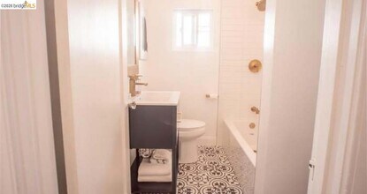 3373 Arkansas St in Oakland, CA - Building Photo - Building Photo