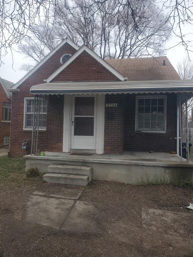 property at 8544 Roselawn St
