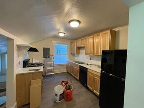 717 N Forest St in Bellingham, WA - Building Photo - Building Photo